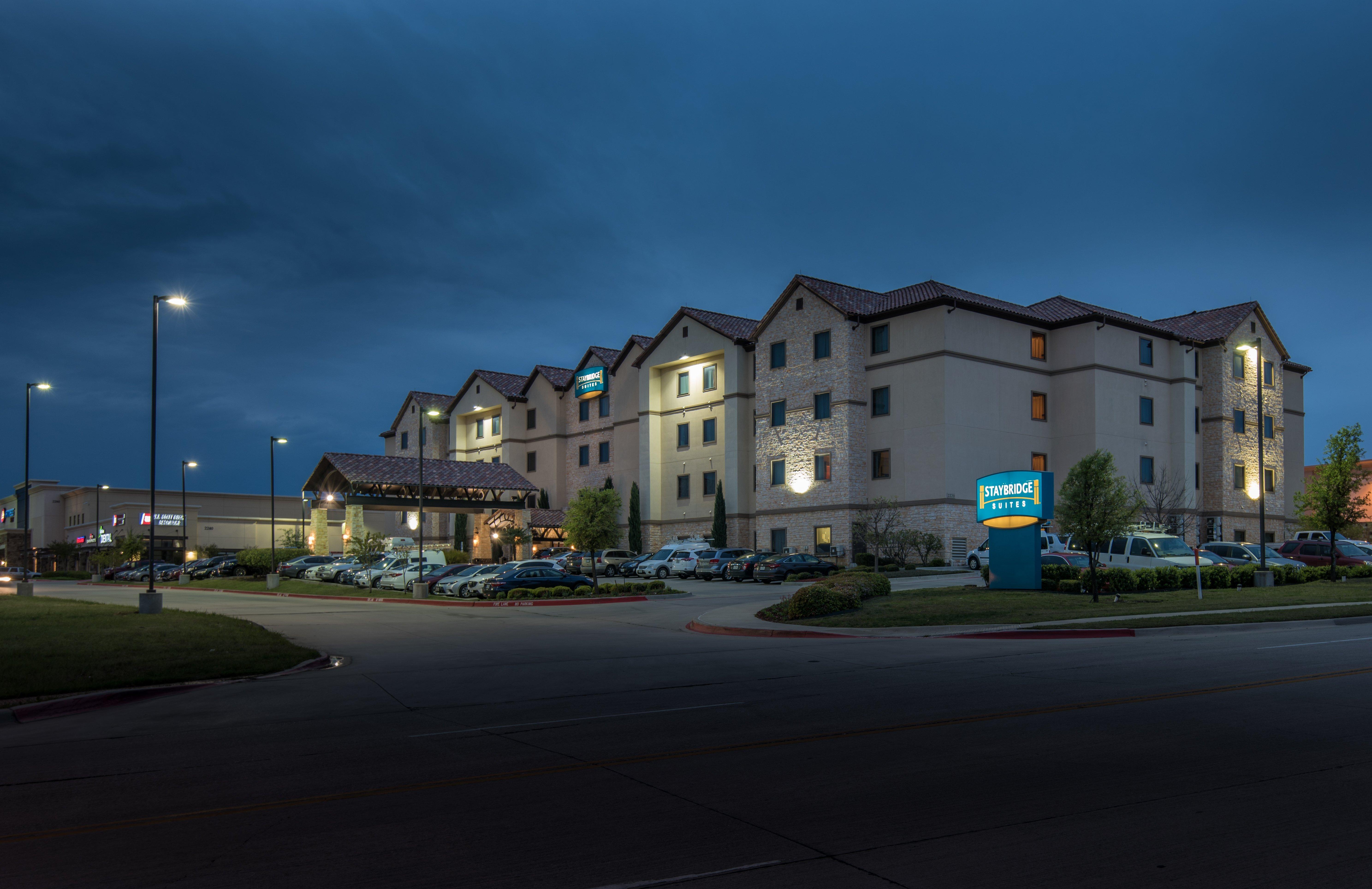 Staybridge Suites Dfw Airport North By Ihg Irving Exterior photo